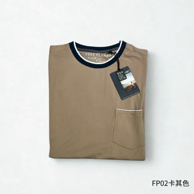 FREE PLANET 口袋短T