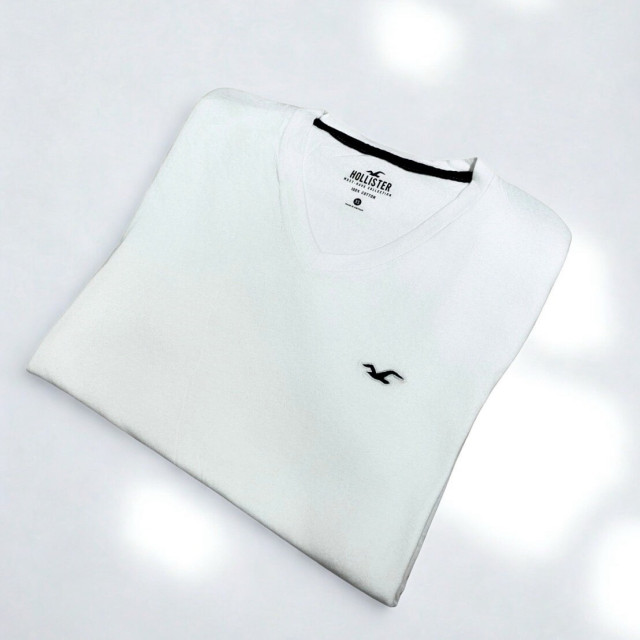 HOLLISTER  V領Logo小標短T