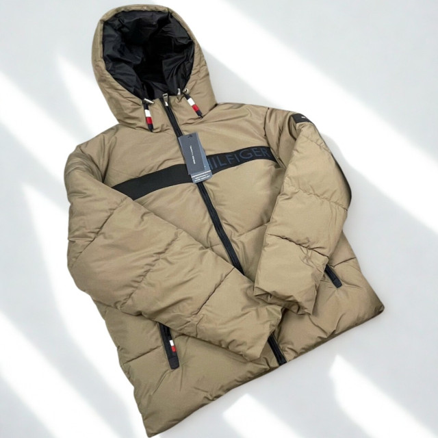 TOMMY HILFIGER 胸前大字LOGO連帽鋪棉外套