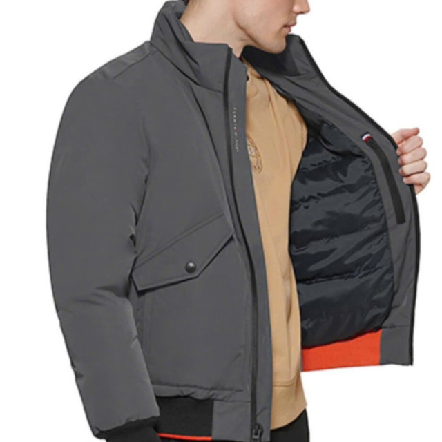 TOMMY HILFIGER 防風鋪棉隱藏帽外套