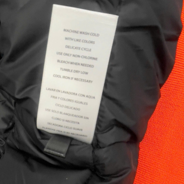 TOMMY HILFIGER 防風鋪棉隱藏帽外套