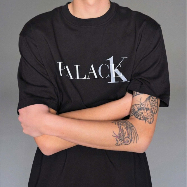 Palace x Calvin Klein 聯名短T