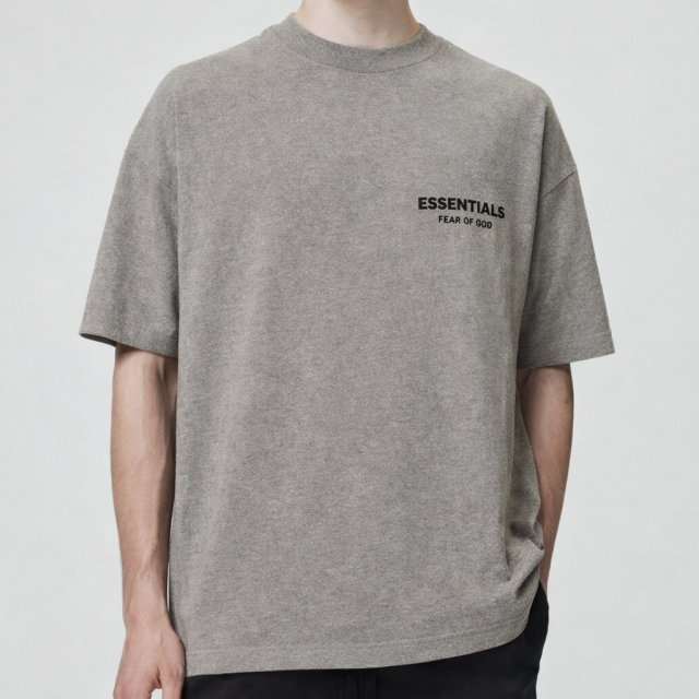 Fear of God Essentials 經典短T