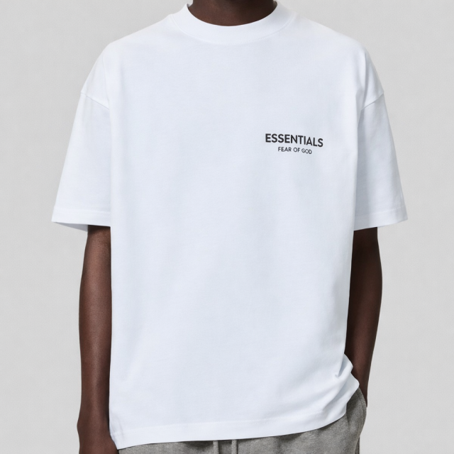 Fear of God Essentials 經典短T