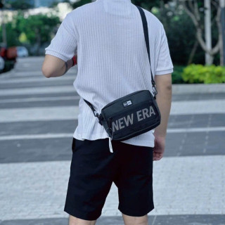 NEW ERA 經典大LOGO斜背包