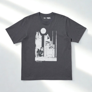 UNIQLO 聯名款短T