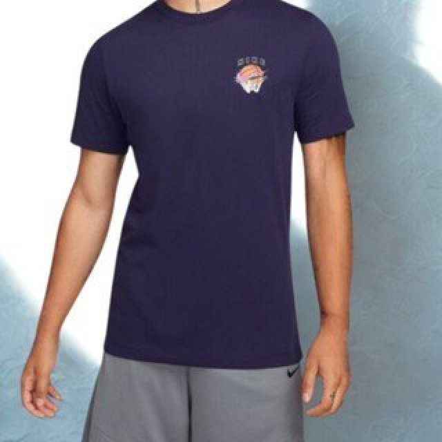 NIKE 籃球短T
