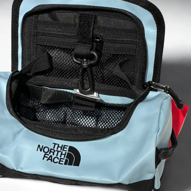 The North Face Base Camp Bag小型旅行盥洗包