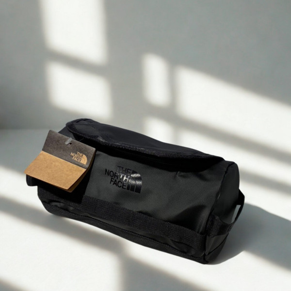The North Face Base Camp Bag 小型旅行盥洗包