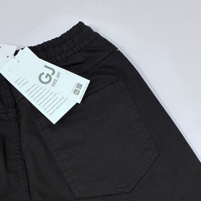 GJ 黑色直筒褲