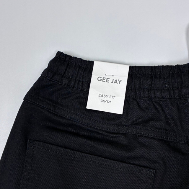 GJ 黑色直筒褲